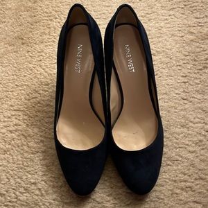 Nine West navy blue pumps size 8.5